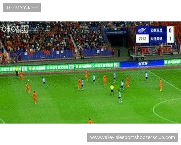 云南0-1英博上半场马镇失误送礼佩尼亚破门取得领先