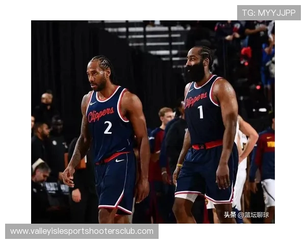 原创裁掉保罗！换来一场大胜，哈登27+9+3，小卡21+6，快船认清现实了